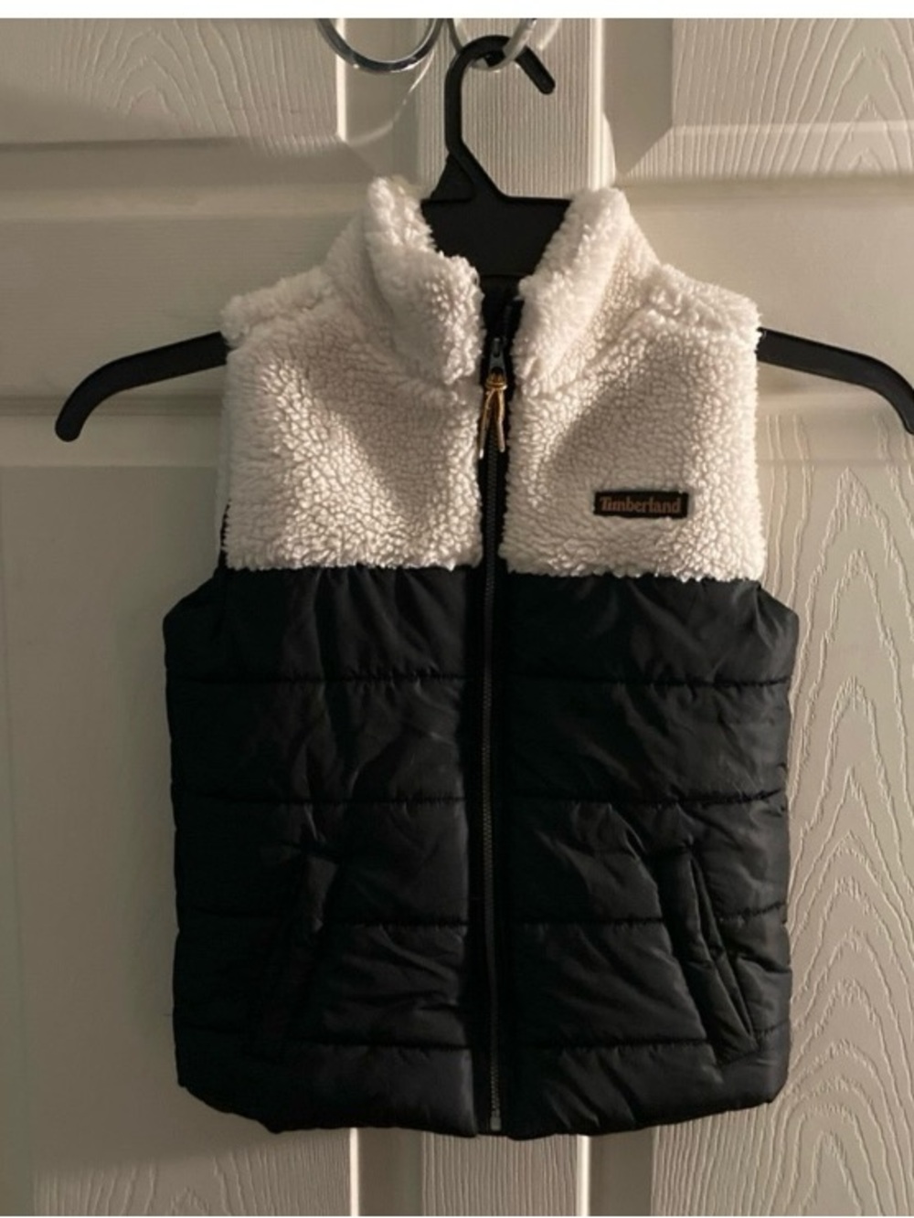 Timberland Kids Black and White Sherpa Puffer Vest. Size 5